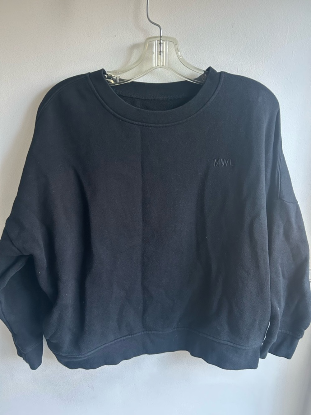 Madewell MWL crop crew sweatshirt with pockets. Black. Women’s size small.